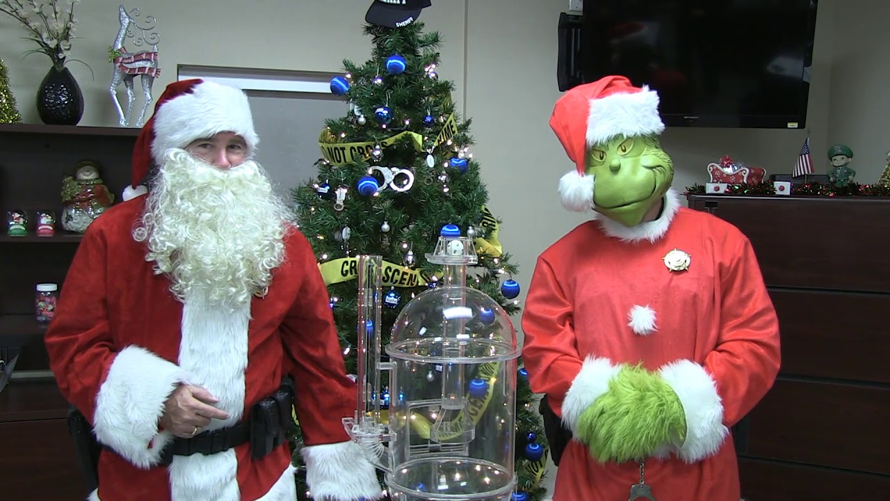 Fugitive Friday Bingo-Christmas Edition